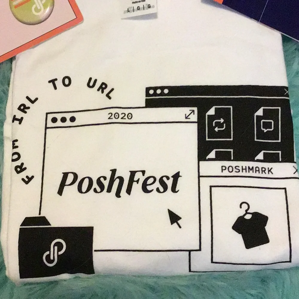 2020 Poshmark Unisex TShirt bundle lot - Picture 2 of 6